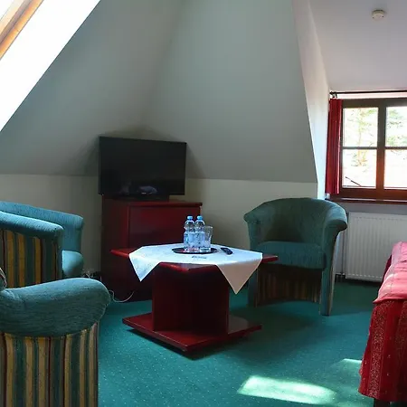 Victor - Sea View Cliff